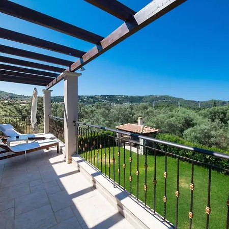 Apartament Enastron Private Mansion Tsoukaládhes